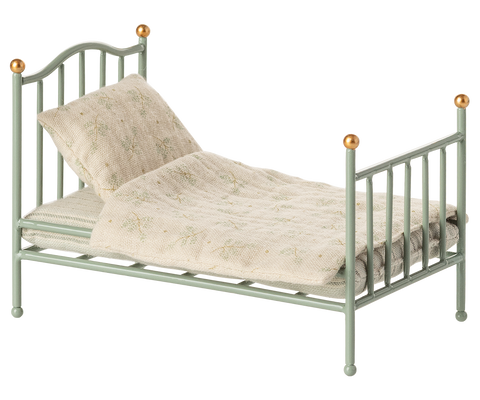 Cama de metal vintage para ratones - menta