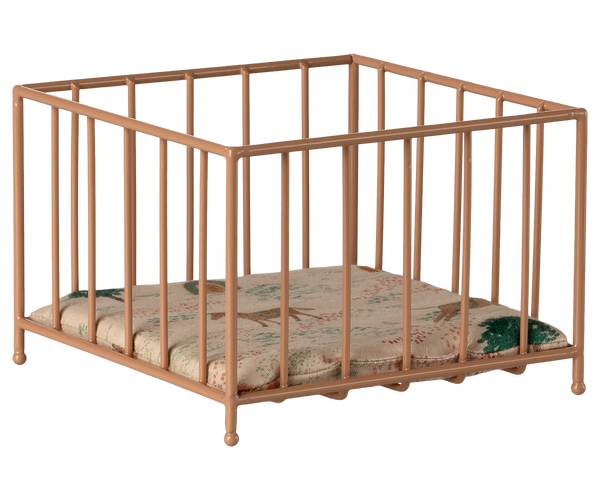 Parque de juegos rosa empolvado - micro