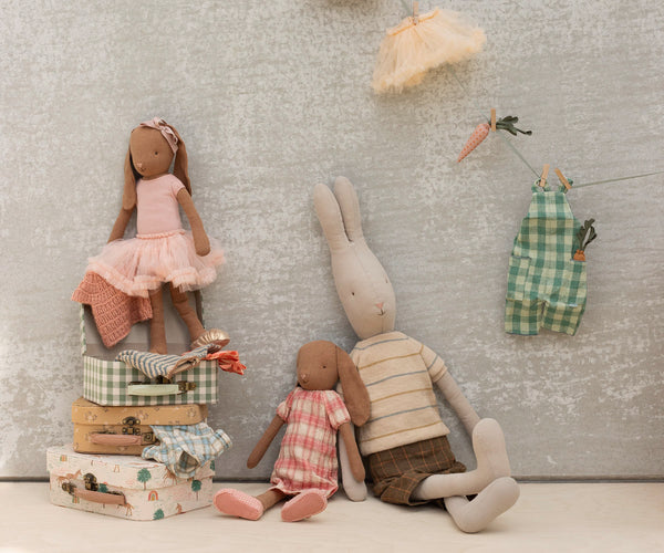 Conejita Ballerina brown, maillot y falda Rose - talla 3