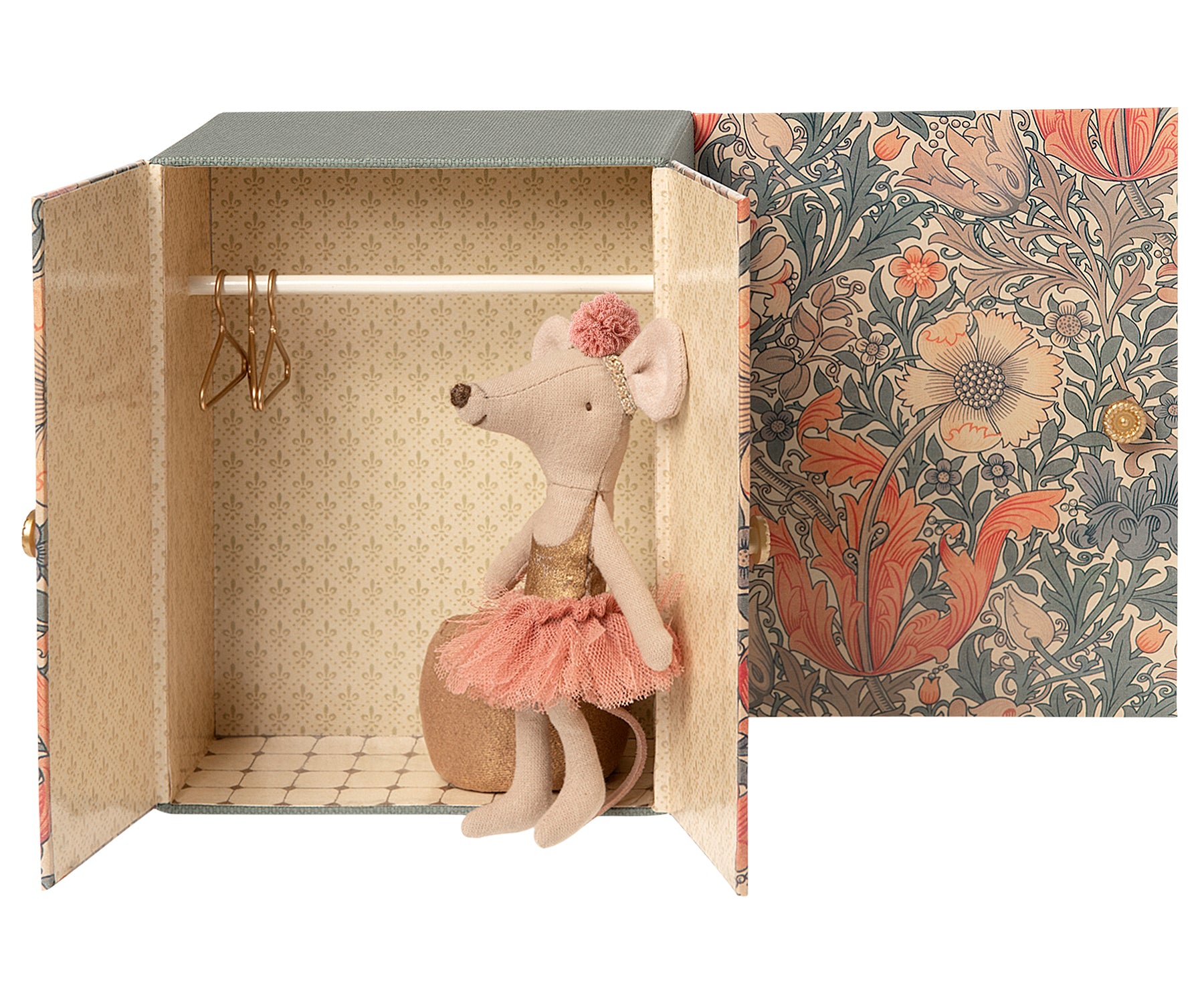 Escuela de ballet con ratoncita bailarina