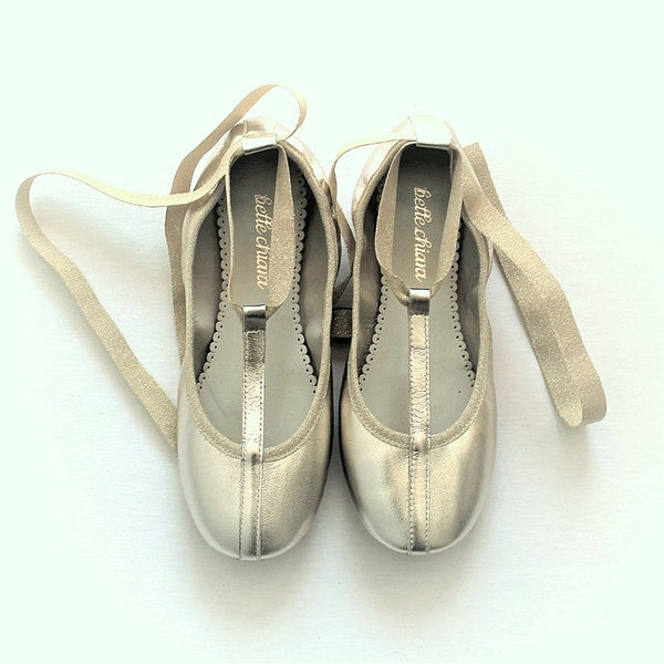 Bailarina isadora cintas  - napa metalizada plata - Miss Coppelia
