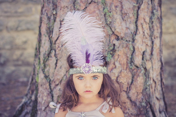 Tocado de plumas Sparrows Nest - wisteria - Miss Coppelia